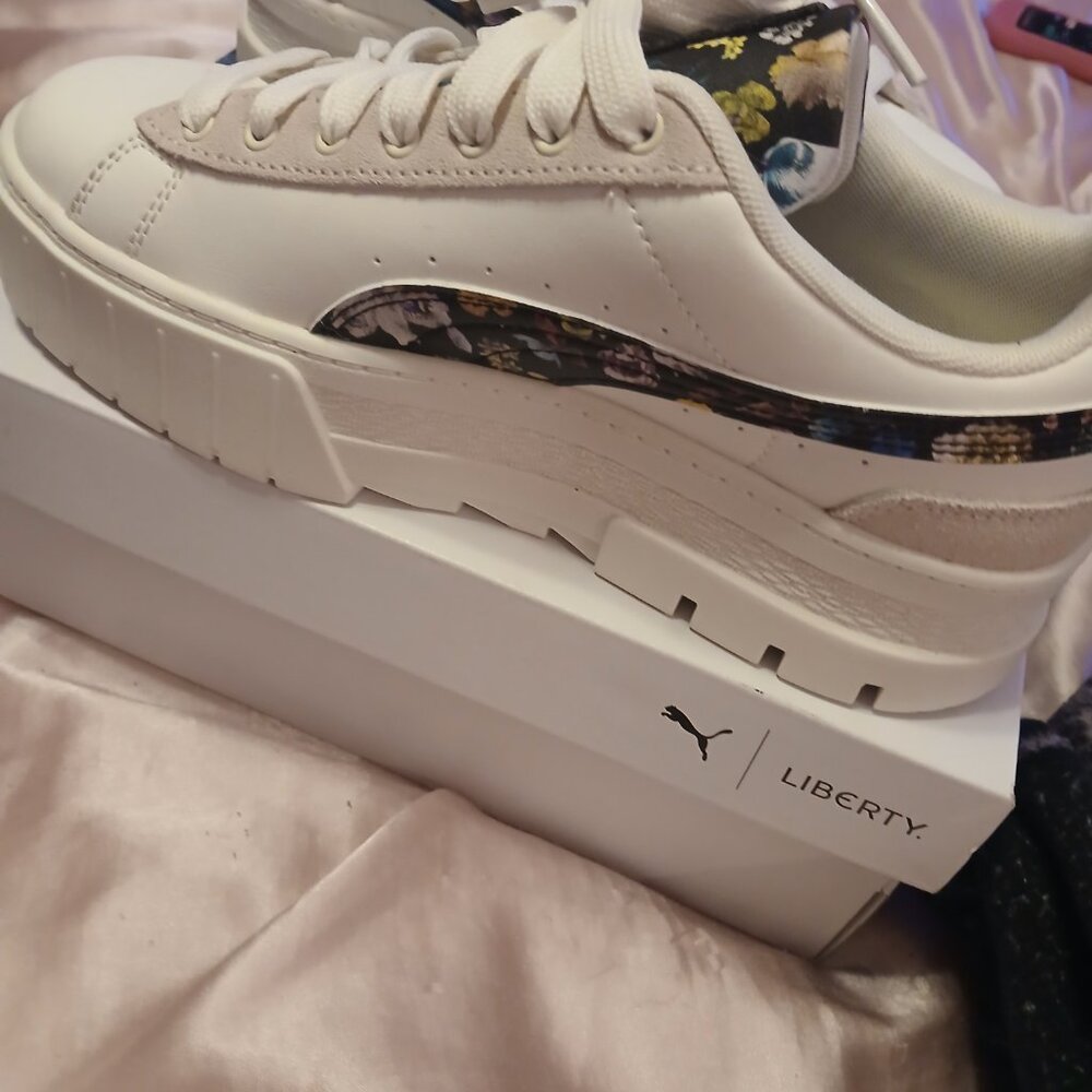 Puma Liberty platform sneakers NEVER WORN - Picture 2 of 5